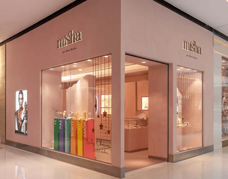 Misha by Mica começou como e-commerce e hoje possui oito unidades em shoppings