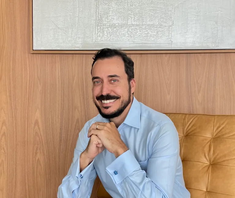 Para Menezes, o sucesso da Juvo demonstra a crescente demanda por alternativas de crédito acessíveis