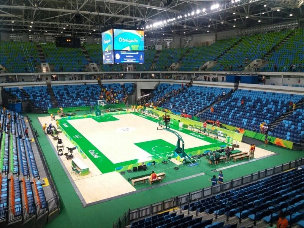 Maior empresa de estrutura esportiva da América Latina, Recoma joga no setor imobiliário 1 | Brazil Economy Ao longo de 45 anos de atuação, Recoma começou com pisos de madeira e evoluiu para tornar-se a maior companhia de infraestrutura esportiva da América Latina