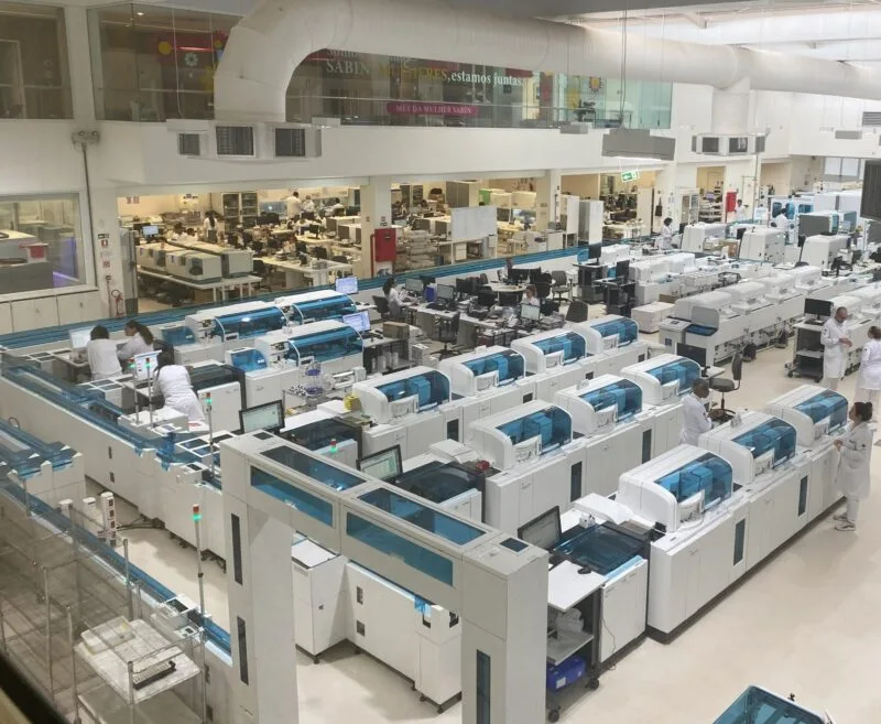 O diagnóstico da Roche para dobrar de tamanho o setor de testes e exames no Brasil 3 | Brazil Economy Roche Diagnóstica oferece ao Grupo Sabin uma plataforma para melhorar a eficiência operacional, a qualidade e a sustentabilidade dos processos laboratoriais