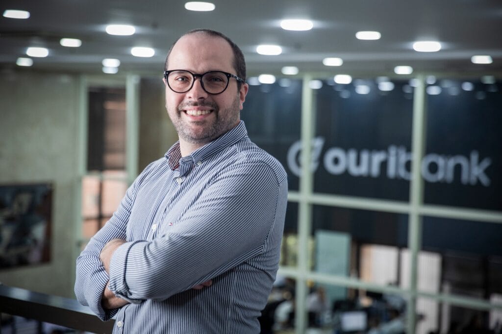 Bruno Foresti, diretor do Ouribank. “Temos feito um trabalho de facilitador de pagamentos, com atendimento muito próximo aos clientes”