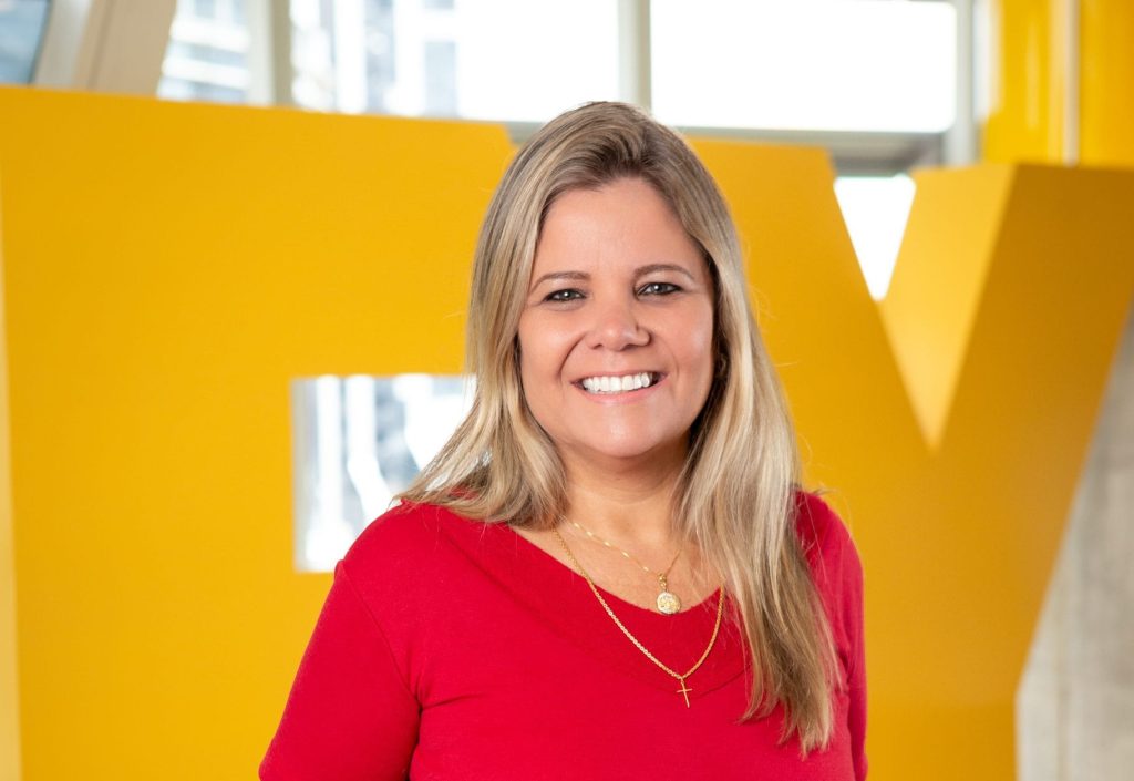Serviços financeiros: “É hora de escalonar a governança responsável”, diz líder da EY 1 | Brazil Economy Telma Luchetta, sócia-líder de IA e Data para Serviços Financeiros da EY na América Latina