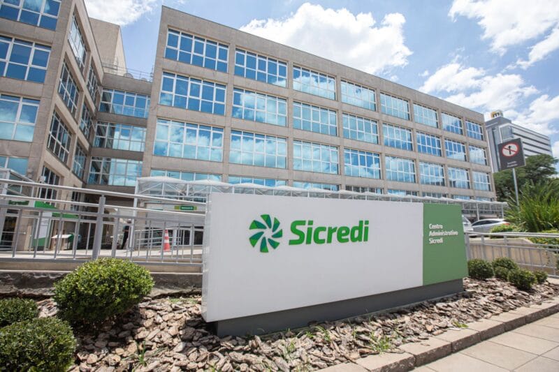 A carteira agro do Sicredi já soma R$ 103 bilhões, refletindo a confiança de 787 mil produtores rurais associados