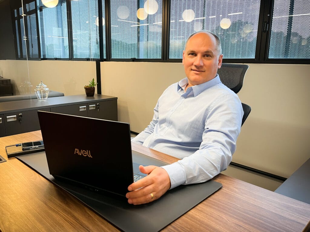 CEO da Avell, Vladimir Rissardi assumiu a fabricante brasileira de computadores após 25 anos na BRF