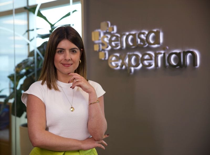 Camila Abdelmalack, economista da Serasa, diz que o crescimento nos pedidos reflete o impacto acumulado de fatores