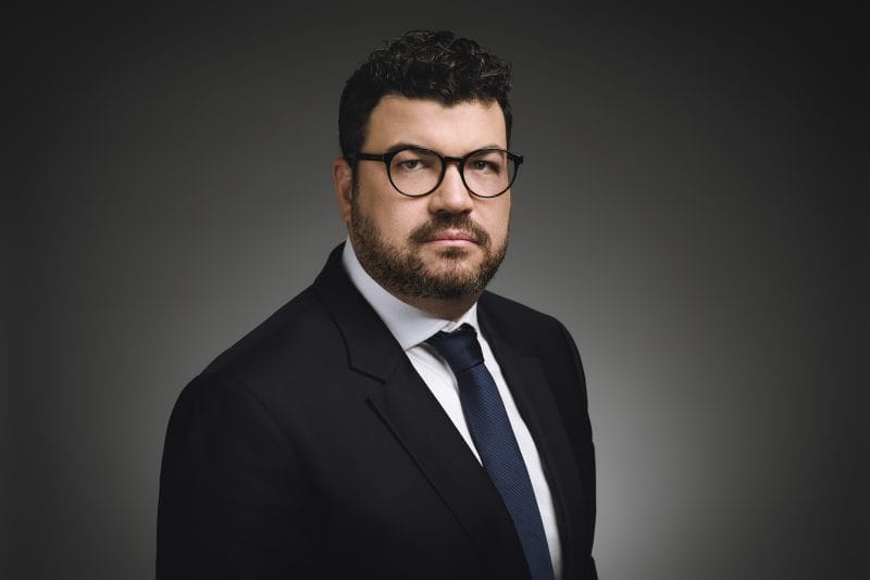 Montadora de blindagem: Carbon foca em expansão e prevê faturar R$ 600 mi em 2025 2 | Brazil Economy Alessandro Ericsson, CEO da Carbon: para 2025, meta é blindar 6.000 veículos