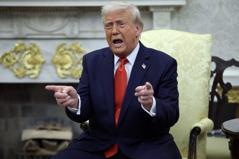 Trump também defendeu uma tarifa ainda mais agressiva — de 200% — sobre medicamentos importados