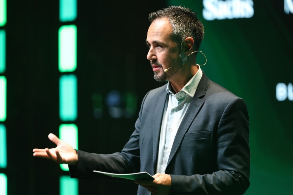 William Castro Alves dz que quando o governo, em uma canetada, muda o valor do IOF, o cenário fica confuso