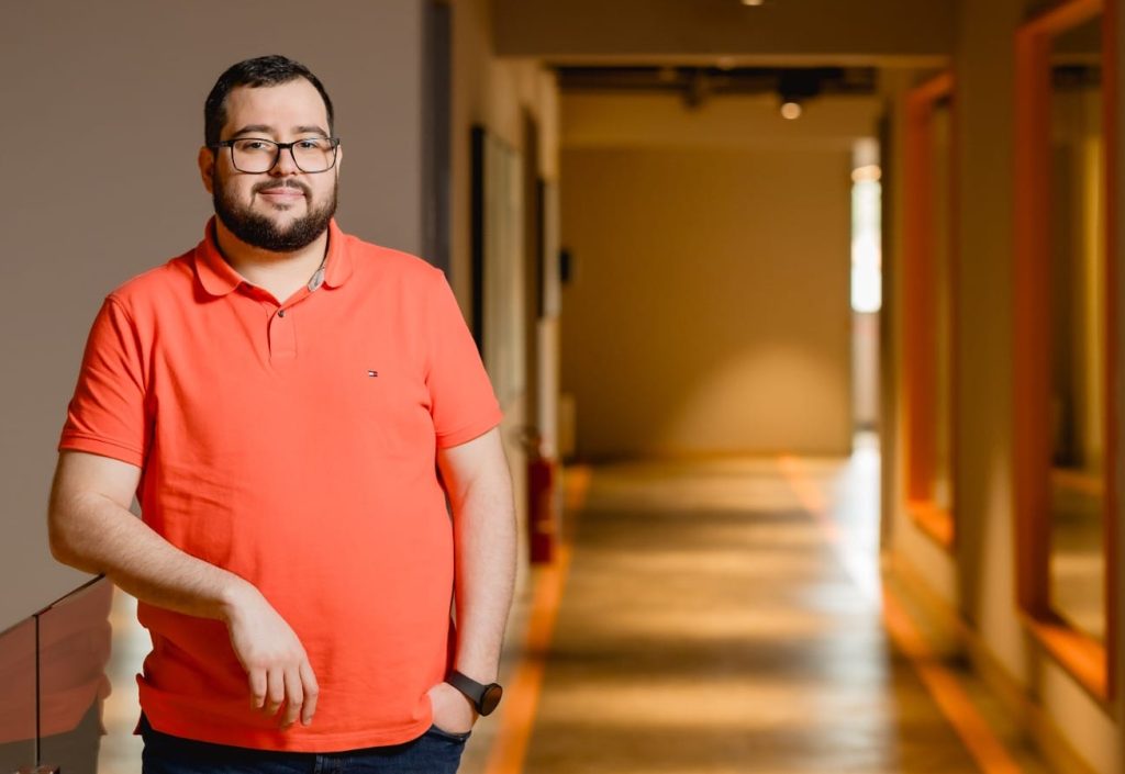 Efí Bank movimenta R$ 57 bilhões e busca protagonismo no mercado de pagamentos 1 | Brazil Economy Denis Silva, CEO: “Efí é um nome curto e direto, como queremos que seja a experiência dos nossos clientes”