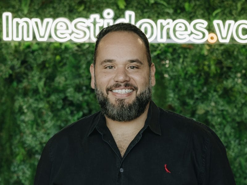 Amure Pinho, fundador do Investidores.vc, diz que as startups investidas já ultrapassaram R$ 700 milhões em faturamento
