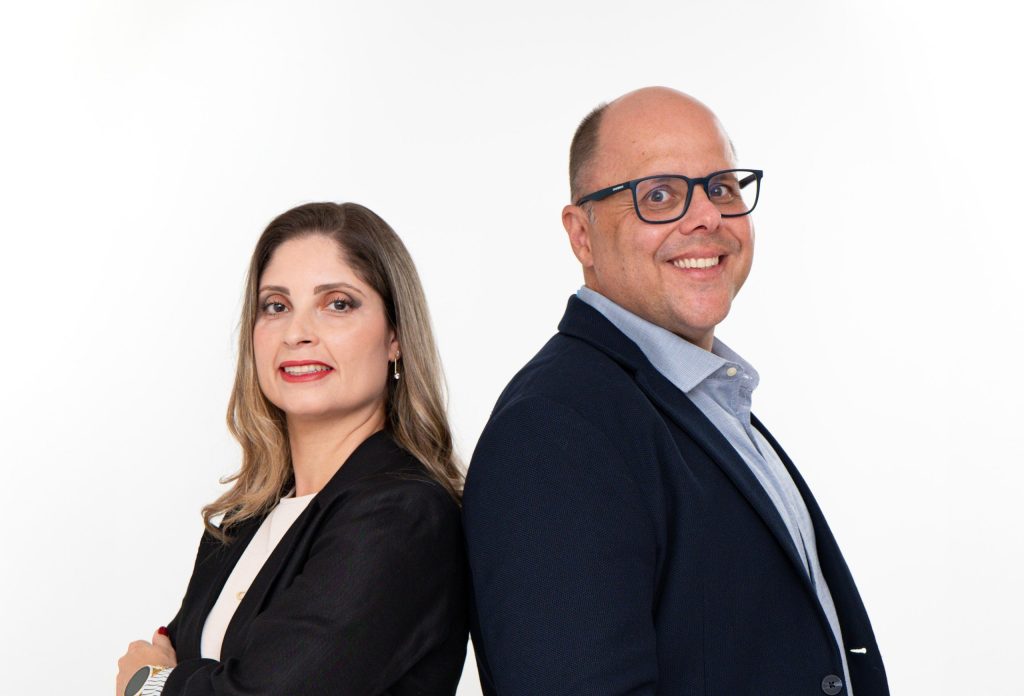 Michelle Oliveira e André Cruz, casal de fundadores da Digital Manager Guru