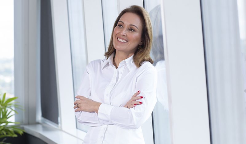 Priscyla Laham, presidente da Microsoft Brasil : "A IA deve expandir a capacidade humana, não substituí-la"