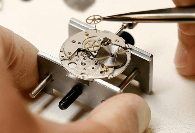 Orient foi pioneira no desenvolvimento de movimentos mecânicos, de quartzo e movidos a energia solar