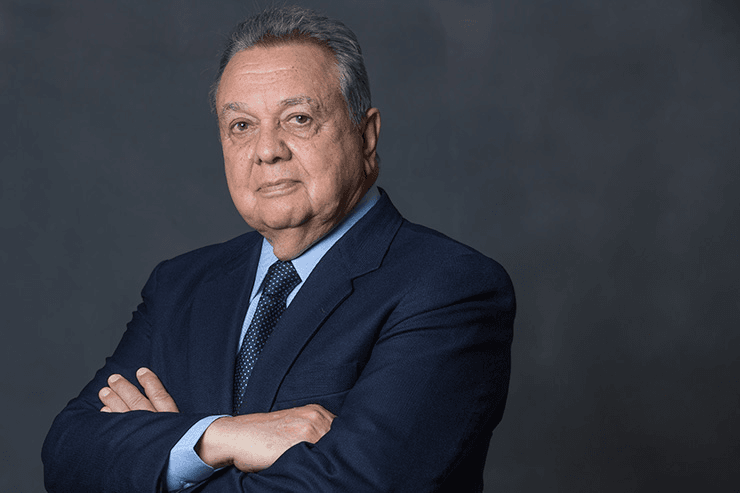 Plano Safra recorde, juros em alta e tarifaço dos EUA: dilemas do agronegócio em 2025 3 | Brazil Economy Roberto Rodrigues, ex-ministro da Agricultura, lembrou que programas de integração só prosperaram quando passaram a contar com crédito estruturado