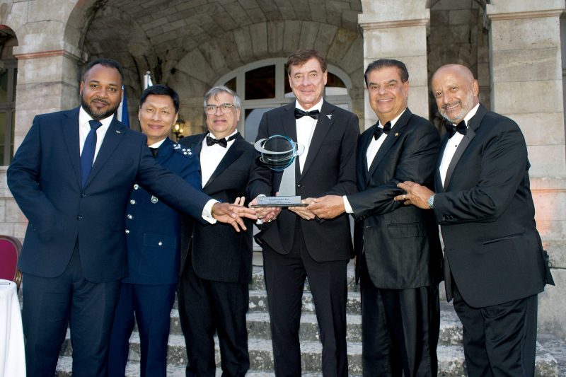 Ministro Plenipotenciário de Curaçao, Carlson Manuel; Tenente-Brigadeiro do Ar, Vicent Dang; Reitor da USP, Carlos Gilberto Carlotti Junior; Presidente Embraer, Francisco Gomes e Senador Nelson Trad Filho