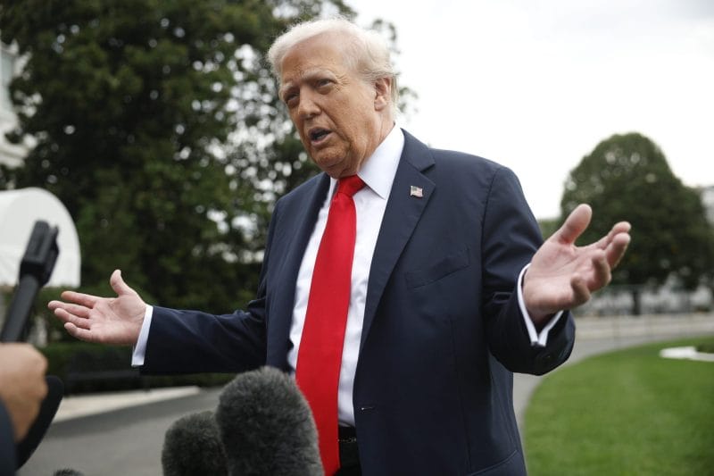 As tarifas comerciais impostas pelo presidente Donald Trump ocupam o centro das críticas