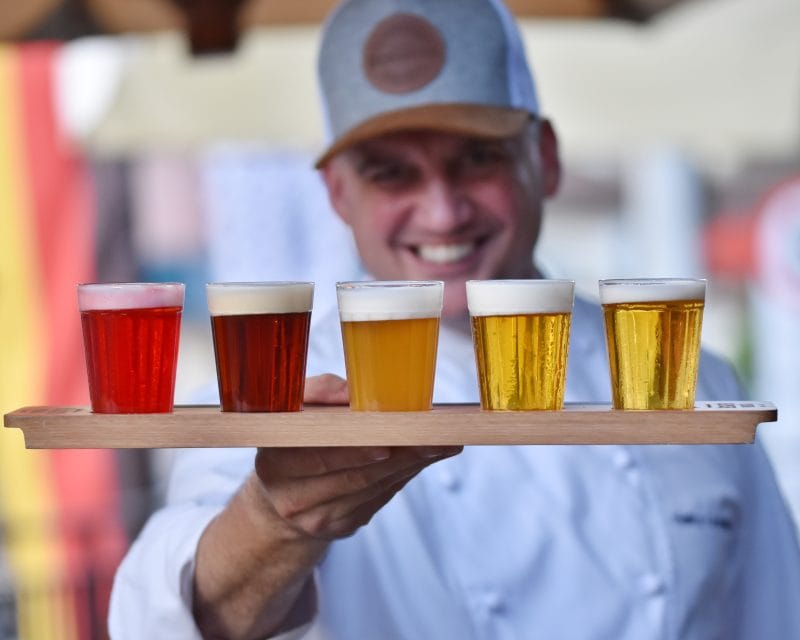 A proximidade da Oktoberfest obriga restaurantes e cervejarias a ampliarem operações