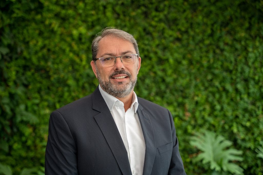 Após um semestre de incertezas e adaptações, Globant acelera agentes de IA 1 | Brazil Economy Carlos Morais, managing director da Globant no Brasil