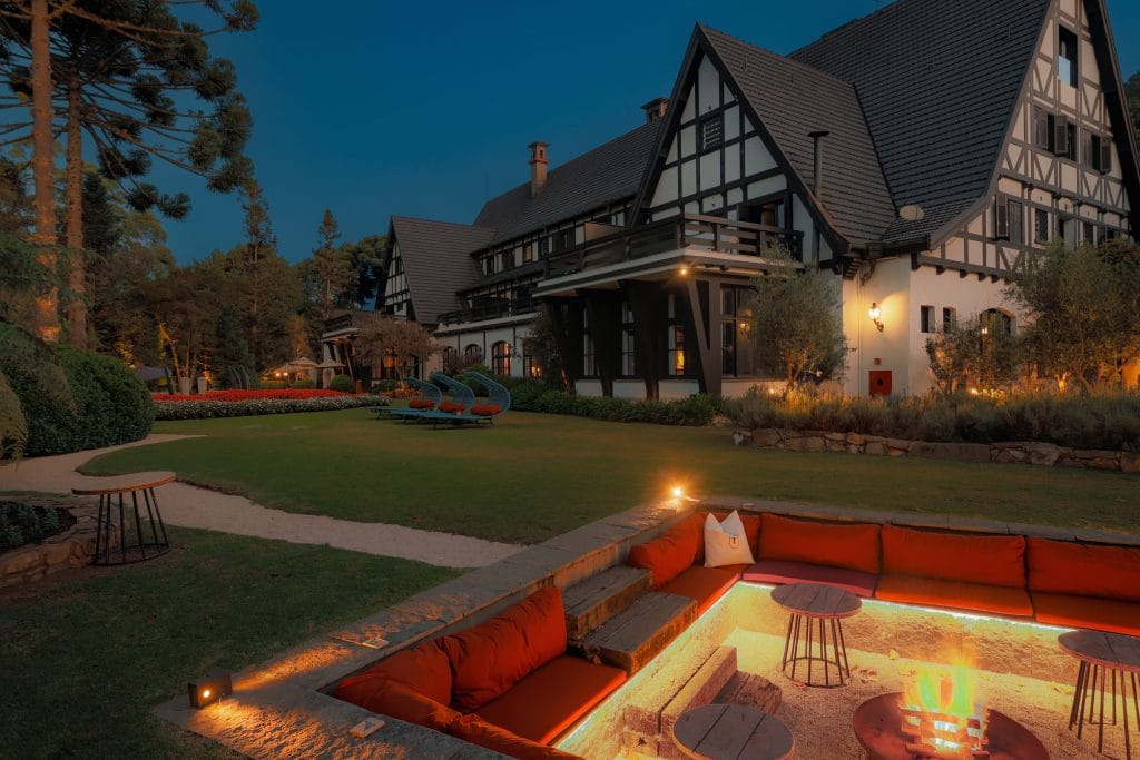 O Ort mantém o estilo bávaro alemão que marcou a arquitetura original, mas recebeu uma dose de modernidade