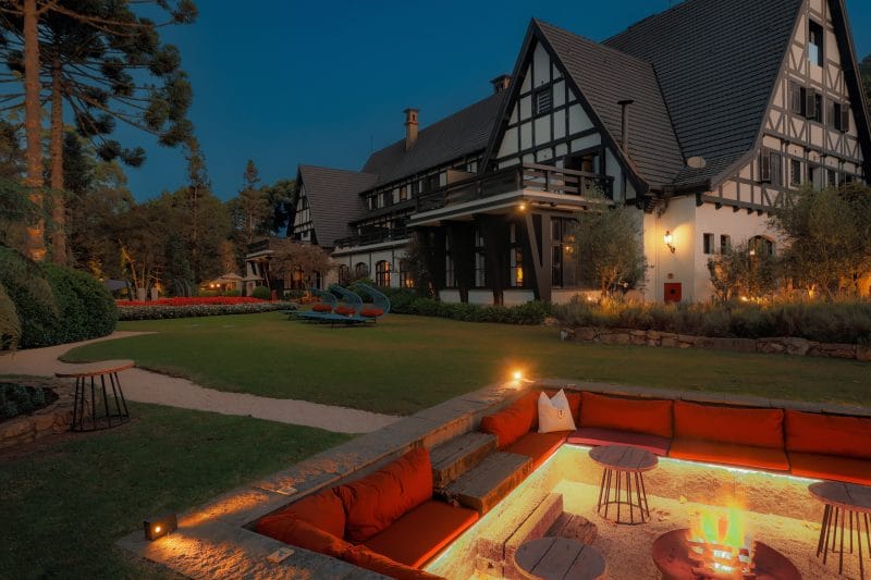 O Ort mantém o estilo bávaro alemão que marcou a arquitetura original, mas recebeu uma dose de modernidade