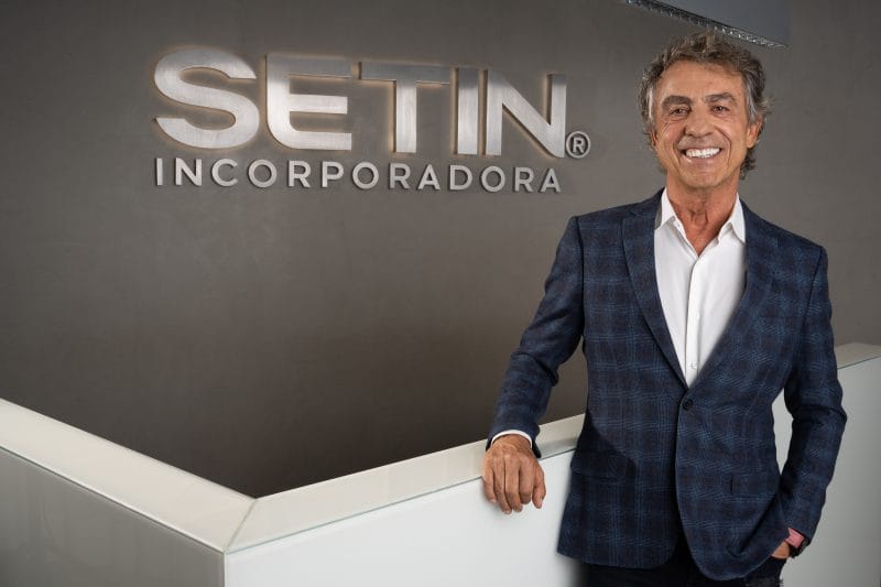 Classe média encurralada: juros e crédito inacesível travam mercado de imóveis 9 | Brazil Economy Antonio Setin: "Estamos presenciando uma retração nos lançamentos e na oferta porque não se consegue viabilizar"