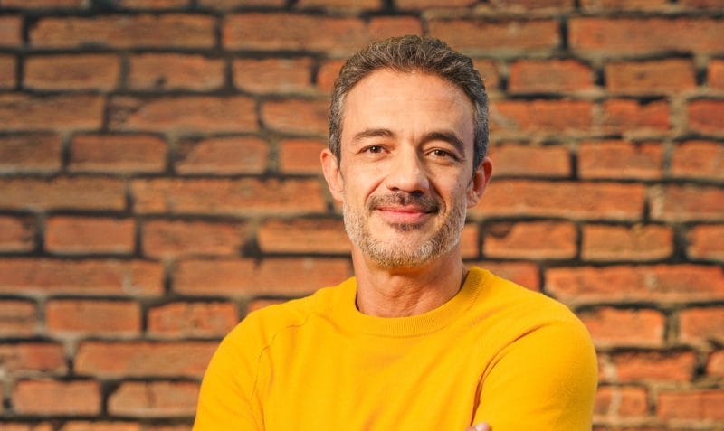 Vídeo: WhatsApp tem taxas de abertura 5 vezes maiores que e-mail, diz estudo da OmniChat 19 | Brazil Economy Mauricio Trezub 1 1 1 | Brazil Economy