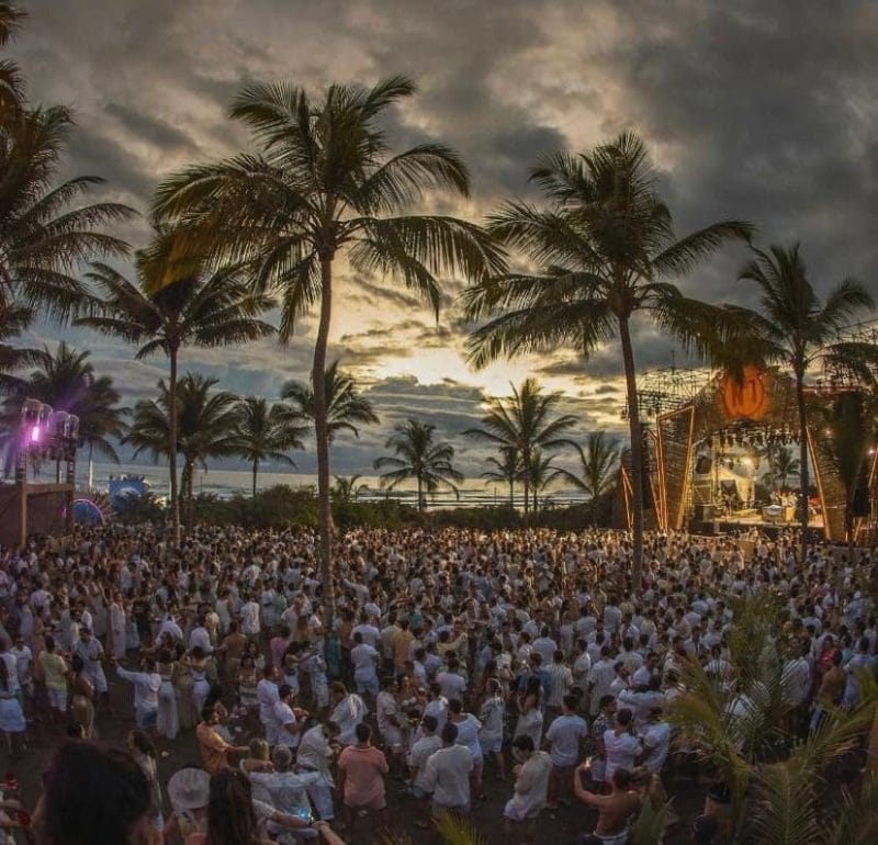 Com sete empresas, Holding Clube turbina festas e conexões para faturar R$ 430 milhões 3 | Brazil Economy Réveillon N1 em Itacaré, na Bahia (foto) agora é Arcanjos N1, realizado em Barra de São Miguel, em Alagoas