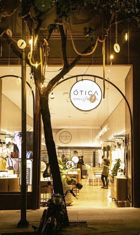 Caito Maia detona Big Techs, condena juros, aposta no TikTok e muda plano para 2026 4 | Brazil Economy Caito Maia vai focar nas Óticas Chilli Beans, com vedas de armações e lentes de grau próprias
