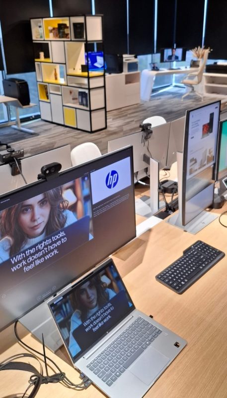 O trabalho não está funcionando. Preocupada, HP ativa inteligência humana na Era da IA 2 | Brazil Economy CWC da HP fica no distrito de Santa Fe, na Cidade do México: hub de experiências