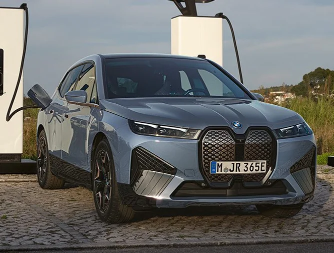 Velozes e eletrificados: Conheça 10 dos veículos mais luxuoso do mundo 5 | Brazil Economy bmw | Brazil Economy