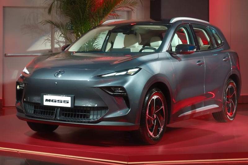 MG S5 é um SUV com motor elétrico de 305 cv de potência e tração traseira