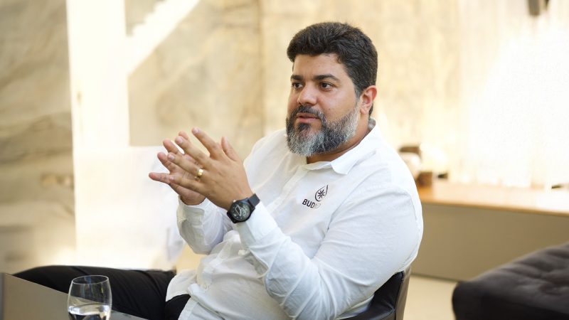 Tassio Gil, cofundador e CEO da BudMed, diz que a tecnologia permite unir ciência, inovação e impacto social