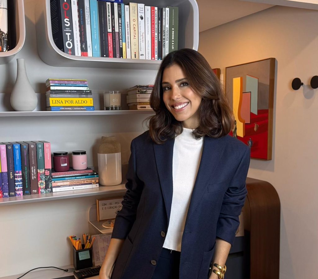 Ana Laura Magalhães é especialista em finanças e em Sustainable Finance pela Universidade de Cambridge