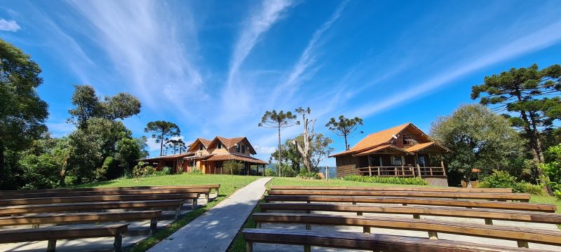 Donos da Vinícola Thera expandem presença no turismo com aquisição da Pousada Trinca Ferro 2 | Brazil Economy Detalhe da Pousada Trinca Ferro, formada por quatro casas e 16 suítes, agora integrante de um ecossistema enoturístico