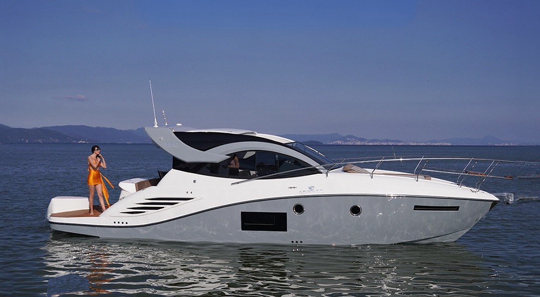 A BoatSP trabalha com modelos novos das marcas Armatti Yachts e Fishing Raptor, além de seminovos multimarcas