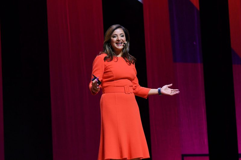 Yamini Rangan, CEO da HubSpot, afirma que gosta de fazer do domingo um dia útil