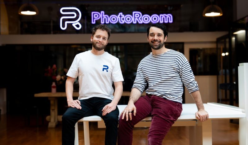 Eliot Andres (à esq.) e Matt Rouif, fundadores da PhotoRoom: app já processa sete bilhões de imagens por ano