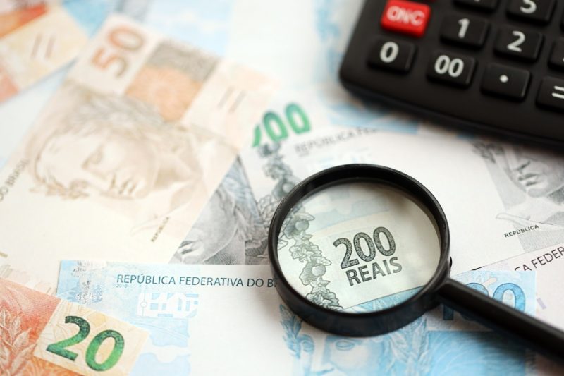 A nova regra estabelece alíquota entre 10% e 15% sobre valores que excederem R$ 600 mil anuais