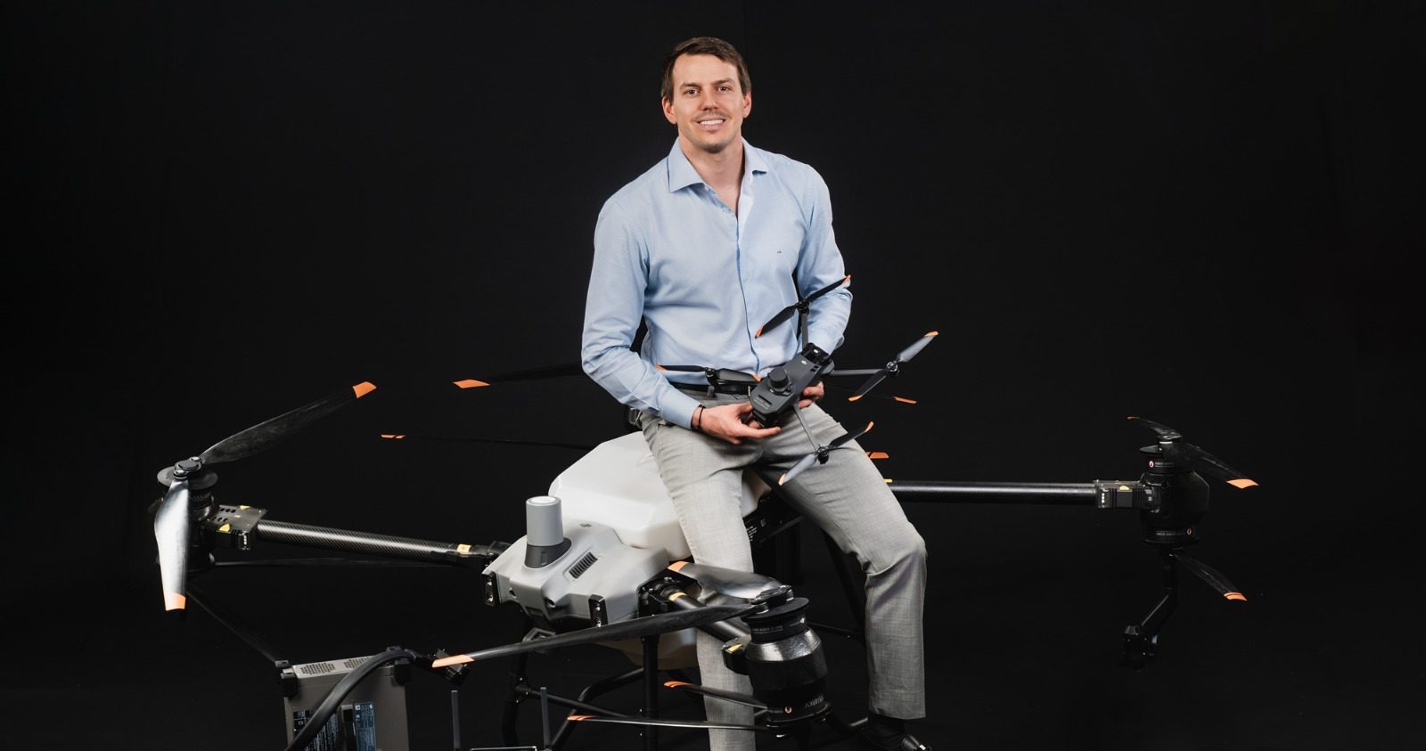 Ex-piloto de carros de corrida, Adriano Buzaid é fundador e CEO da Gohobby