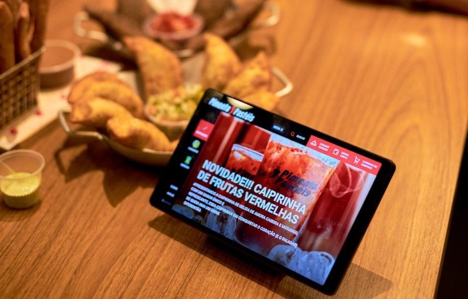 A Goomer alcança mais de 500 mil negócios cadastrados, distribuídos em mais de 2 mil cidades